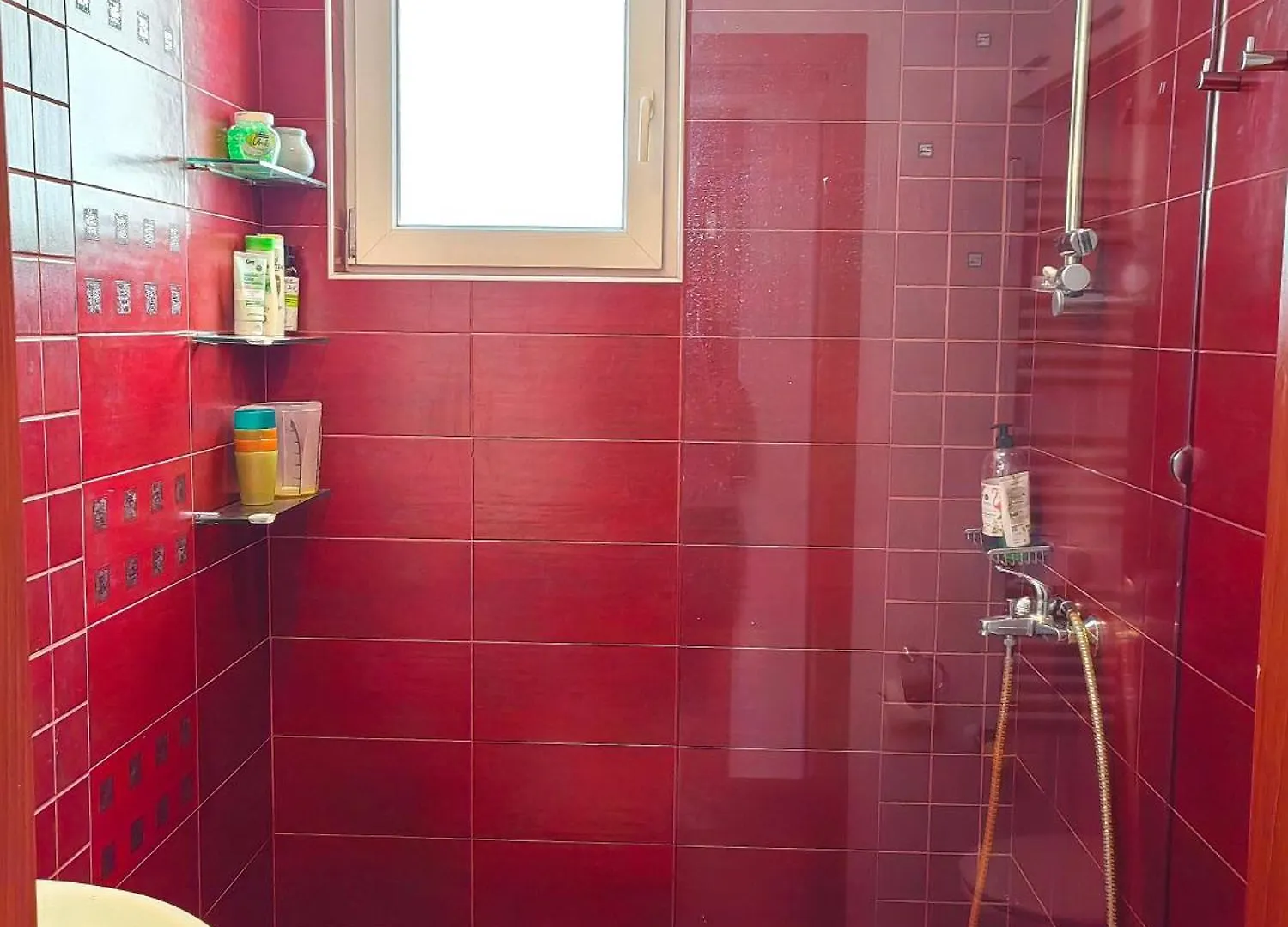 Hristy'S 2 Bedroom Spacious Apartment Plus Garage!!! Szófia 0*,